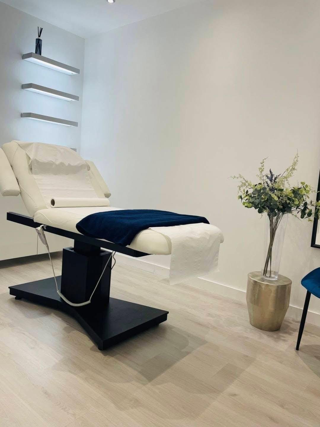 Clinic consultation image